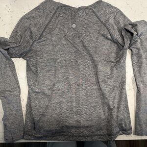 lululemon athletica Gray Long Sleeve Seamless Top